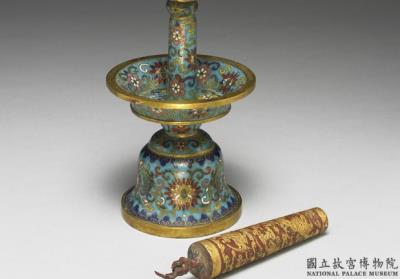 图片[2]-“Five Altar Offerings” in cloisonne enamels – Candle stand, made by Qing court, Qing dynasty, 18th century-China Archive